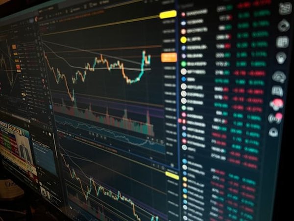 Quels sont les outils d'analyse de marché ?
